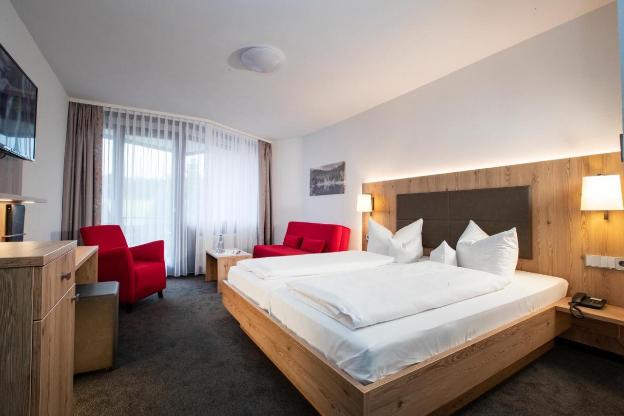 Hotel Schwanen Kaelberbronn Pfalzgrafenweiler エクステリア 写真