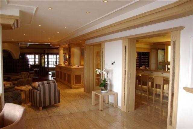 Hotel Schwanen Kaelberbronn Pfalzgrafenweiler エクステリア 写真
