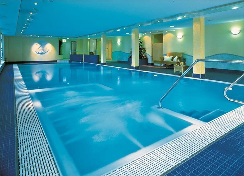 Hotel Schwanen Kaelberbronn Pfalzgrafenweiler エクステリア 写真